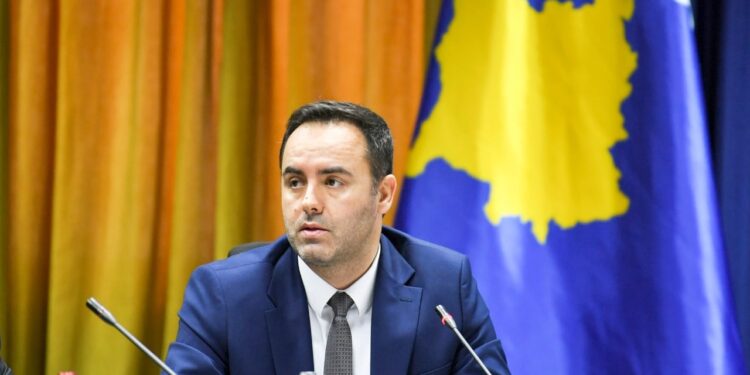 Formimi i qeverisë së Kosovës: Konjufca në pritje të votimit të rëndësishëm, Vetëvendosje ka vetëm 56 nga 61 votat e nevojshme.