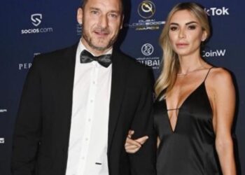 Francesco Totti dhe Noemi Bocchi nën hetim, fëmijët e tyre minorenë të lënë vetëm...