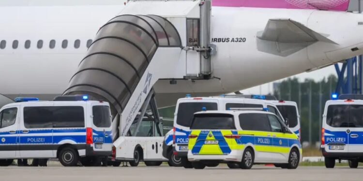 Gjermania inkurajon rikthimin e refugjatëve në Siri dhe Afganistan