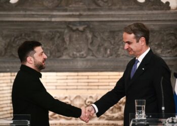 Greqia shndërrohet në qendër energjetike të Europës, Mitsotakis dhe Zelensky nënshkruajnë marrëveshjen historike për gazin.