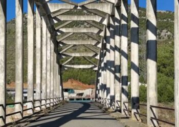 Historia e lumit Mat në rrezik shembjeje pas reshjeve intensive të fundit