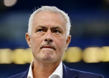 Jose Mourinho kritikon ashpër lojtarët e tij: Në fund, të mos më pyesin pse nuk janë në fushë...