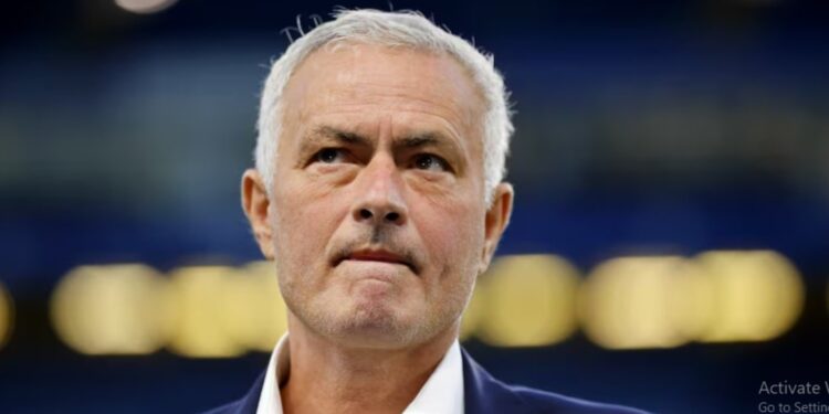 Jose Mourinho kritikon ashpër lojtarët e tij: Në fund, të mos më pyesin pse nuk janë në fushë...