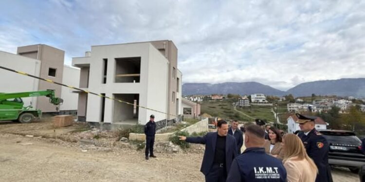 Kantieri në zonën e Farkës pezullohet, Bashkia e Tiranës apelon për respektimin e ligjit dhe urbanistikës.