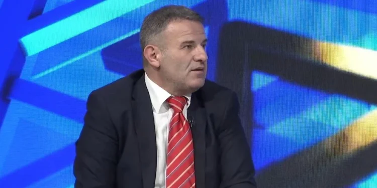 Kasolli: Hamza, i lënduar, po e merr përsipër PDK-në pas humbjes në dy beteja këtë vit.