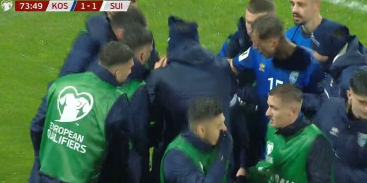 Kosovë-Zvicër Live: Festa "eksplodon" në Prishtinë, Muslija realizon një gol të jashtëzakonshëm (Video)