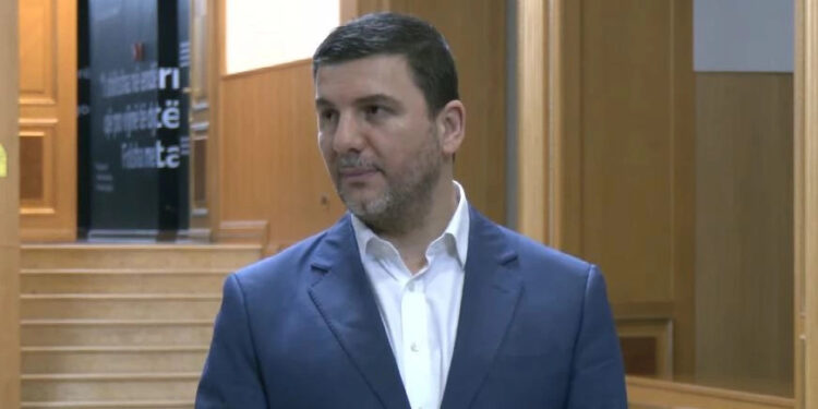 Krasniqi: Presidentja duhet të shpallë sa më shpejt datën e zgjedhjeve