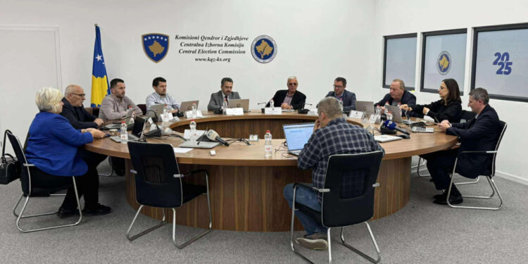 Krasniqi nga VV: Votimi me asistencë është një metodë e dikujt për të manipuluar votat.