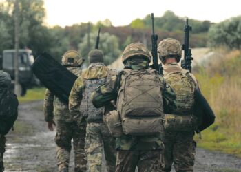 Kremlini akuzon për mbështetje rreth 5,000 trupave ukrainase në Kharkiv