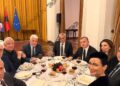 Krenari dhe kujtime për ish-kryeministrin Nano/ Majko, Ruçi e Balla takohen me djalin e Rugovës dhe aleatët e Hashim Thaçit
