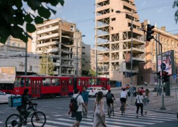 Kushner në Serbi: Ligjvënësit serbë miratojnë ndërtimin e hotelit luksoz të Trump në vendin e bombardimeve historike, sipas NYT.