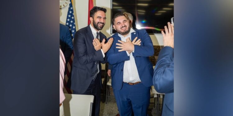 Mamdani me shqiponjën shqiptare: Rinia shqiptare pas fotografive virale të Kryebashkiakut të ri të Nju Jorkut