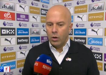 Manchester City mposht Feyenoord, Slot “sulmon” VAR-in: Goli i Van Dijk ishte i rregullt, dukshëm i qartë.