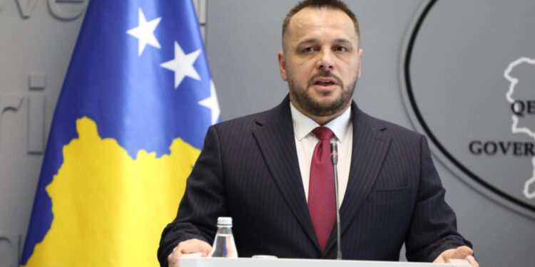 Maqedonci: Rriten kërcënimet për paqen, Kosova dhe Shqipëria duhet të bashkëpunojnë më shumë se kurrë.