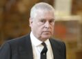 Mbreti Charles miraton një përfitim për princin: shpërngulje nga rezidenca mbretërore dhe pension vjetor.