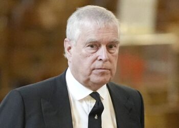 Mbreti Charles miraton një përfitim për princin: shpërngulje nga rezidenca mbretërore dhe pension vjetor.