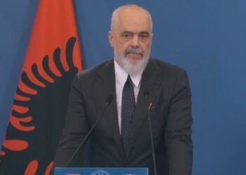 "Meloni, nënë e kombit" / Rama nga konferenca e përbashkët: Korridori i VIII ka filluar me ritme të përshpejtuara.