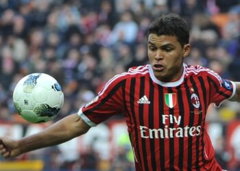 Milan i afrrohet një rikthimi të paharrueshëm? Thiago Silva mund të rikthehet te kuqezinjtë pas 13 vitesh.