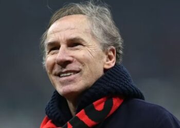 Milan, rikthimi i 'Kapitenit'; Franco Baresi përsëri në zyrat e klubit kuqezi