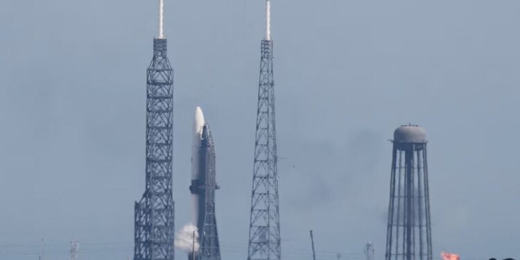 Misioni historik në Mars: Shtyhet testi i parë i rëndësishëm për raketën New Glenn të Jeff Bezos për shkak të kushteve atmosferike.