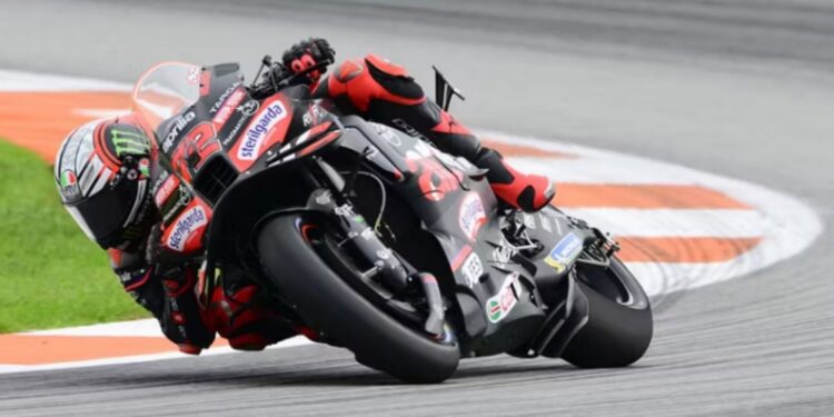MotoGP World Championship përfundon me fitoren e Bezzechit në Valencia