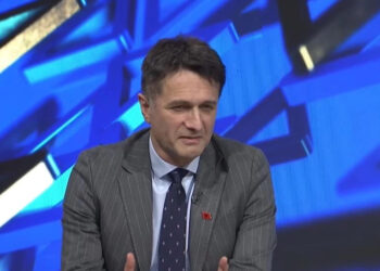 Murati kritikon Vetëvendosjen: Po e ndan shoqërinë në atdhetarë dhe tradhtarë