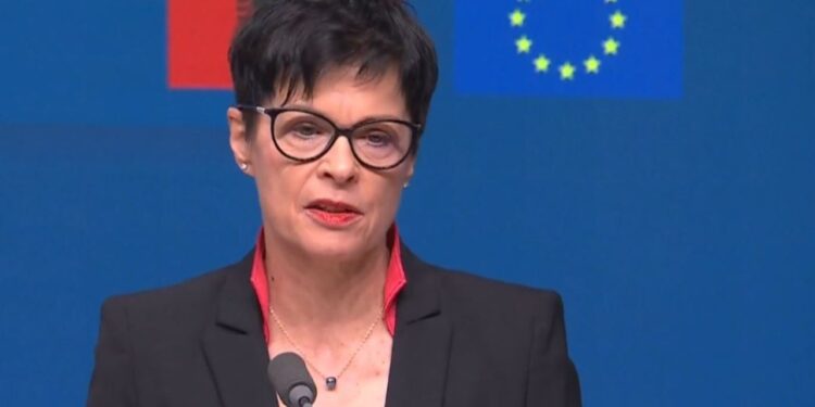 "Na nevojiten partnerë si ju", Kos: Shqipëri vazhdo kështu, ne jemi duke ndërtuar një shtëpi për ju në Evropë.