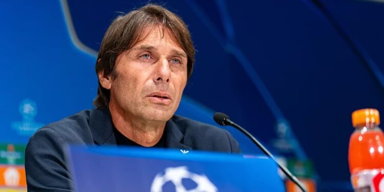 Napoli në gatishmëri para Qarabagut, Conte thekson nevojën për "helmetat" në ndeshjen vendimtare të Ligës së Kampionëve: Na duhet intensiteti.