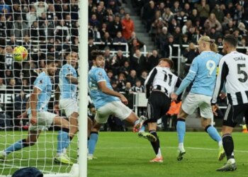 Newcastle mposht për herë të parë Manchester City në ligë, duke lënë Chelsea në vendin e dytë