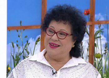 "Një bisedë me zërin tim" - Irini Qirjako tregon për takimin e paharrueshëm me yllin e Hollywood-it.