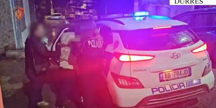 Një tjetër episod prostitucioni në Durrës, arrestohen vajzat nga Brazili/ Të rejat u kundërshtuan forcave të policisë, çfarë u gjet në apartamentin e marrë me qira.