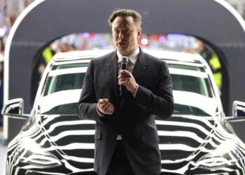 Norvegjia sfidon paketën e madhe të kompensimit për Elon Musk, vendimi për CEO-në e Teslës pritet të merret të premten.