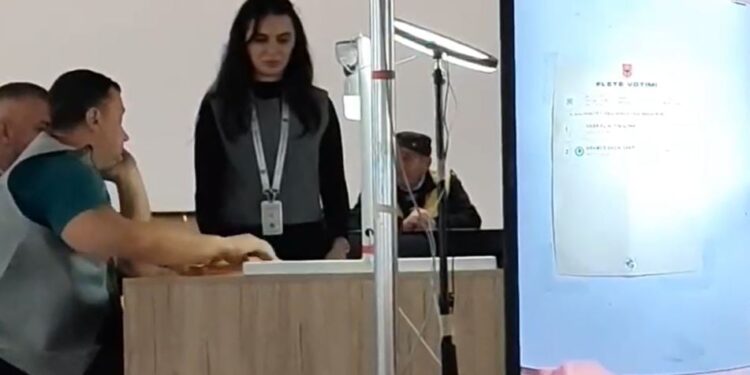 Numërimi i votave në Tepelenë, do të përfshijë edhe përdorimin e Inteligjencës Artificiale.