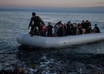 Numri i emigrantëve të paligjshëm drejt BE-së ra me 22%, por Mesdheu mbetet një “varrezë nënujore”; mbi 1300 individë humbën jetën gjatë vitit 2025.