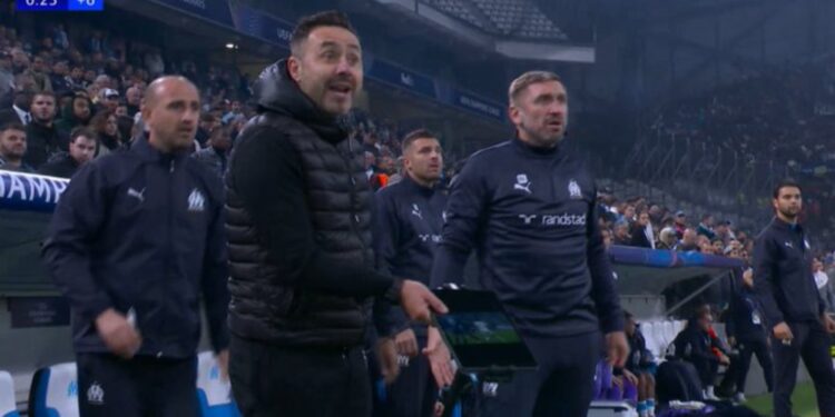Olympique Marseille: De Zerbi shfaq nervozizëm pas golit, i drejtohet arbitrit me iPad: Shikoje këtu…