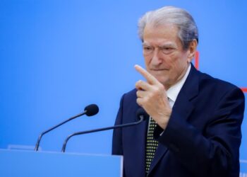 Opozita organizon protestë sot në orën 18:00; Berisha në konferencë: Parlamenti do të zhvillohet në shesh, kërkojmë qeveri teknike.