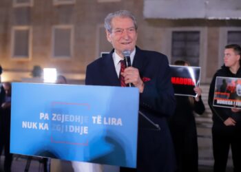 PD vazhdon protestat, të hënën rikujton takimin në ‘Foltoren 2’ para Kryeministrisë