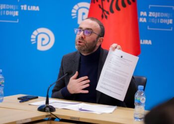 PS e refuzoi formimin e dy Komisioneve Hetimore, Bardhi: Po përpiqen të shkatërrojnë parlamentin siç vepruan me zgjedhjet e 11 majit.