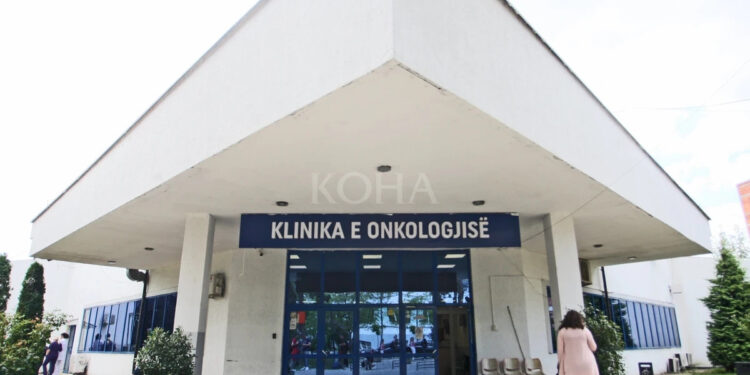 Pacientët e Onkologjisë përballen me nevojën për të blerë vetë barnat thelbësore.