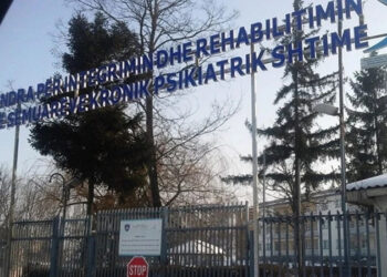 Pacienti largohet nga Enti Special