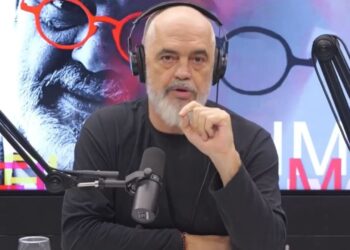 "Pagat minimale do të rriten deri në përfundim të mandatit" - Rama në podcastin "Flasim": Do të arrijë në 700 euro.