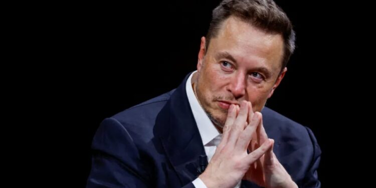 Pakti i pagës prej 1 trilion dollarësh i Elon Musk, miratohet nga aksionarët e Tesla-s