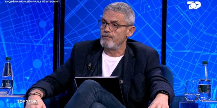 Pas 13 muajsh, janë hapur 33 kapituj të negociatave: Dudushi në Top Story thotë se është rezultat i qeverisë dhe vullnetit politik nga Brukseli.