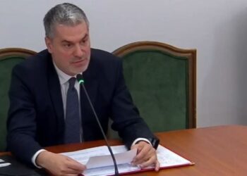 Pas dorëheqjes si kryebashkiak i Vlorës, Ermal Dredha propozohen ambasador i Shqipërisë në Zvicër nga Komisioni i Jashtëm.