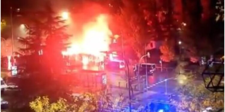 Përleshje në Vallecas: Ultrasit e Rayo ndeshen me tifozët e Lech Poznan