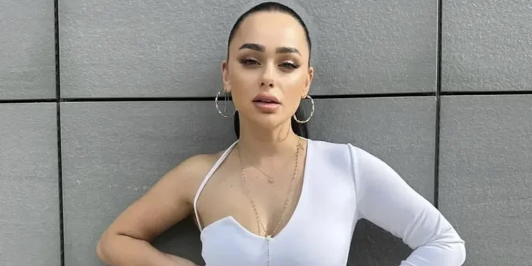 Përplasje me biznesmenin? Egli Tako paralajmëron padinë!