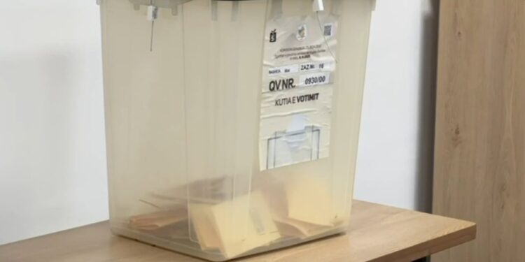 Pjesëmarrja në votim për zgjedhjet e pjesshme në 5 bashki, KQZ shpall të dhënat e para