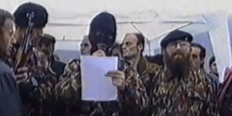 Pjesëmarrje festive në Kosovë: Sot shënojmë 28 vjetorin e shpalljes publike të UÇK-së