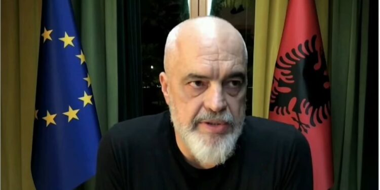 “Pranojmë ndihmë, por jo mësime për korrupsionin”/ Rama: Ministrja Diella është në një betejë sistemore.