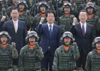 Presidenti i Tajvanit kërkon të rrisë shpenzimet për mbrojtje, ja cilat janë burimet financiare që i nevojiten Taipeit për të parandaluar sulmet e mundshme nga Kina.